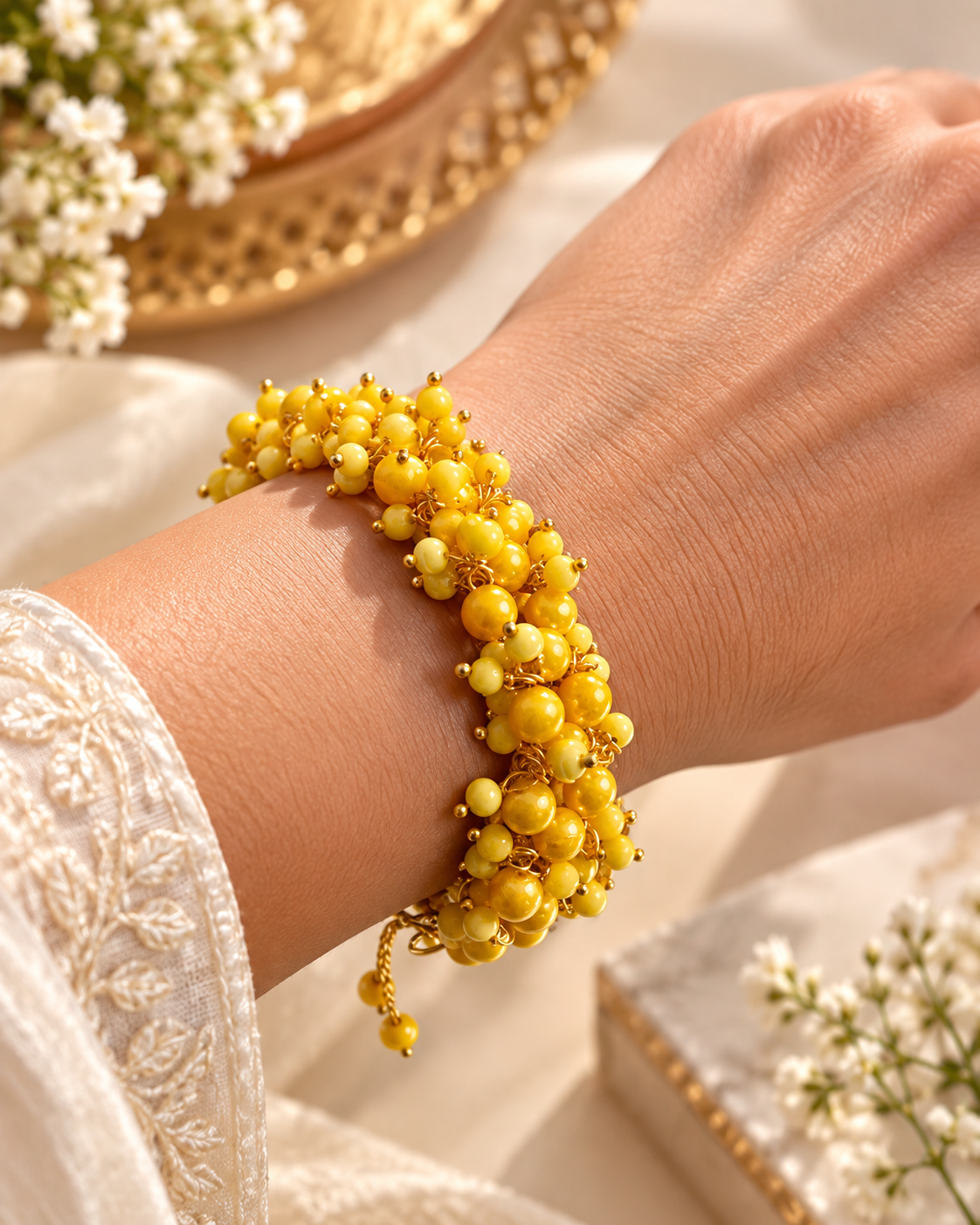 BRACELET